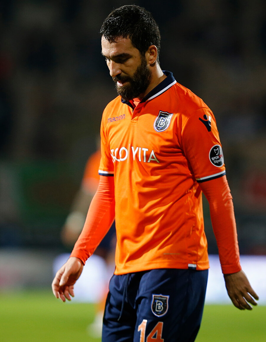 Arda Turan, Alanyaspor karşısında alınan beraberliğin ardından hayalkırıklığı yaşadı.