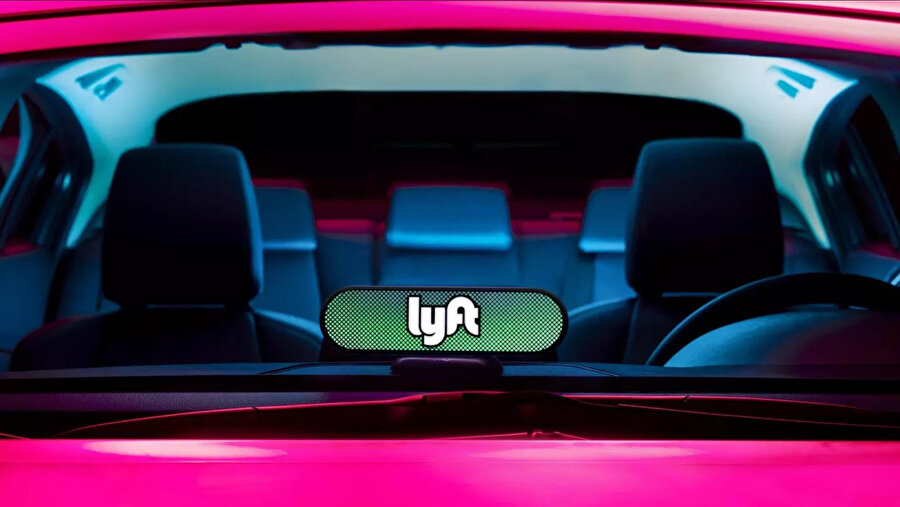 Lyft, tıpkı Uber gibi ulaşım ve teknolojiyi bir araya getiriyor. 
