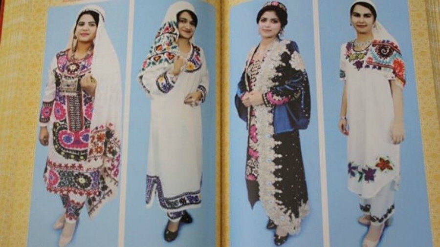 2018'in baharında Tacik yetkililer tarafından yayınlanan kıyafet yönetmeliğinde siyah giysiler ve tesettür ''önerilmeye'' kıyafetler arasında gösteriliyor. 