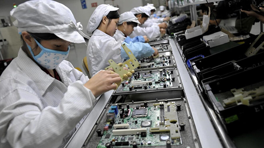 Apple, iPhone üretim tesislerini Çin'den Hindistan'a taşıyacak. 