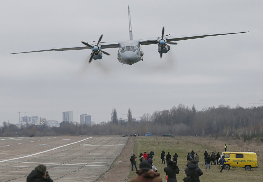 Antonov An-26 tipi uçağın düşmesi sonucu 33 yolcu hayatını kaybetmişti.