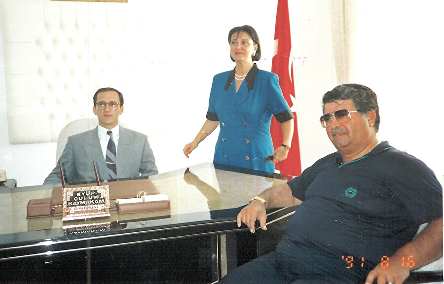 Kaymakam Eyüp Sabri Kartalın ilk göreve başlama günü ve Cumhurbaşkanı Turgut Özal.