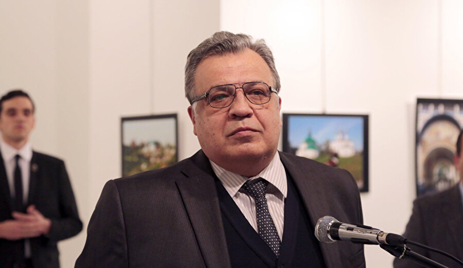 Büyükelçi Karlov, 19 Aralık 2016'da Ankara'da katıldığı resim sergisinde, Mevlüt Mert Altıntaş'ın silahlı saldırısı sonucu hayatını kaybetmişti. 