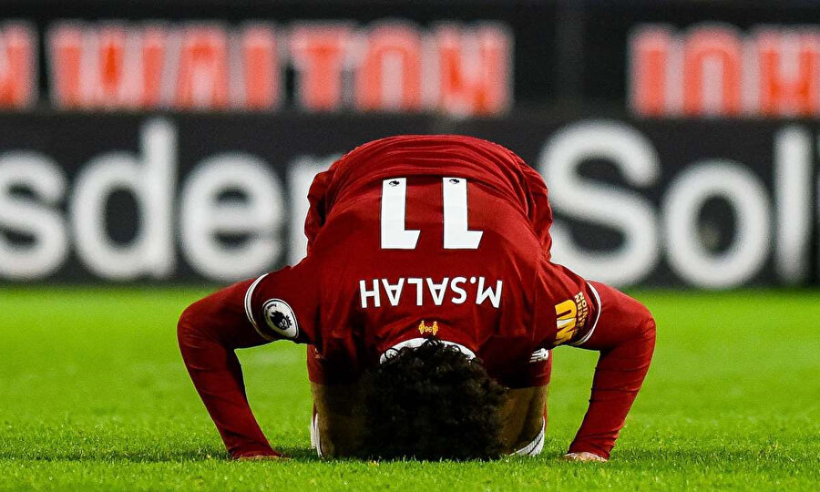 Liverpool’un süper yıldızı Muhammed Salah’ın kadroda yer almaması büyük eleştiriler meydana getirmişti. 