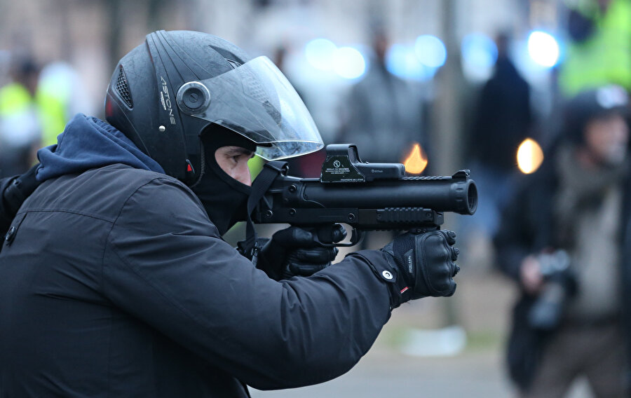 Sarı yelekliler protestolarında 10 kişi hayatını kaybetti.