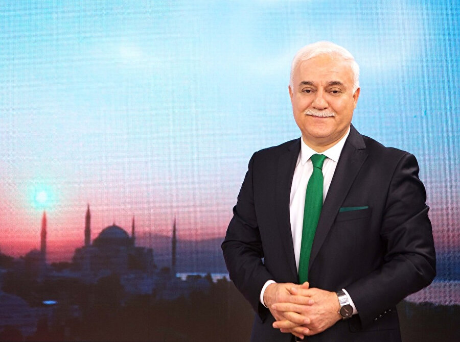 Nihat Hatipoğlu birçok ulusal kanalda programlar yaptı.