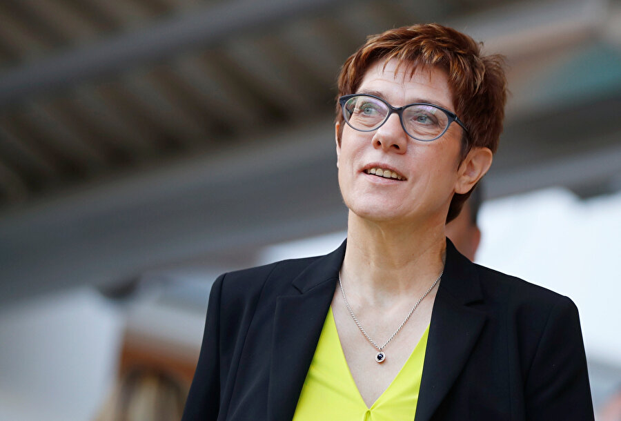 CDU Genel Başkanı Annegret Kramp-Karrenbauer de mektuba imza attı.