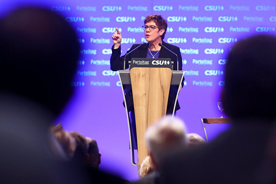 Hıristiyan Demokrat Parti’nin (CSU) yeni lideri Annegret Kramp-Karrenbauer