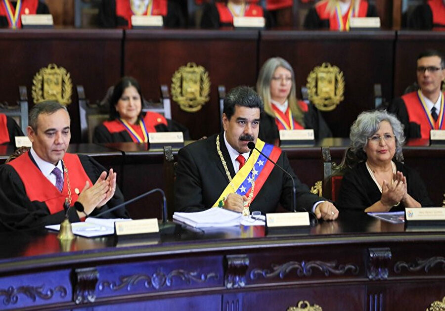 Venezuela Devlet Başkanı Nicolas Maduro, mecliste bir konuşma gerçekleştirdi.