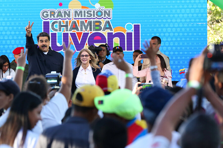 Venezuela Devlet Başkanı Maduro, bir miting düzenledi.