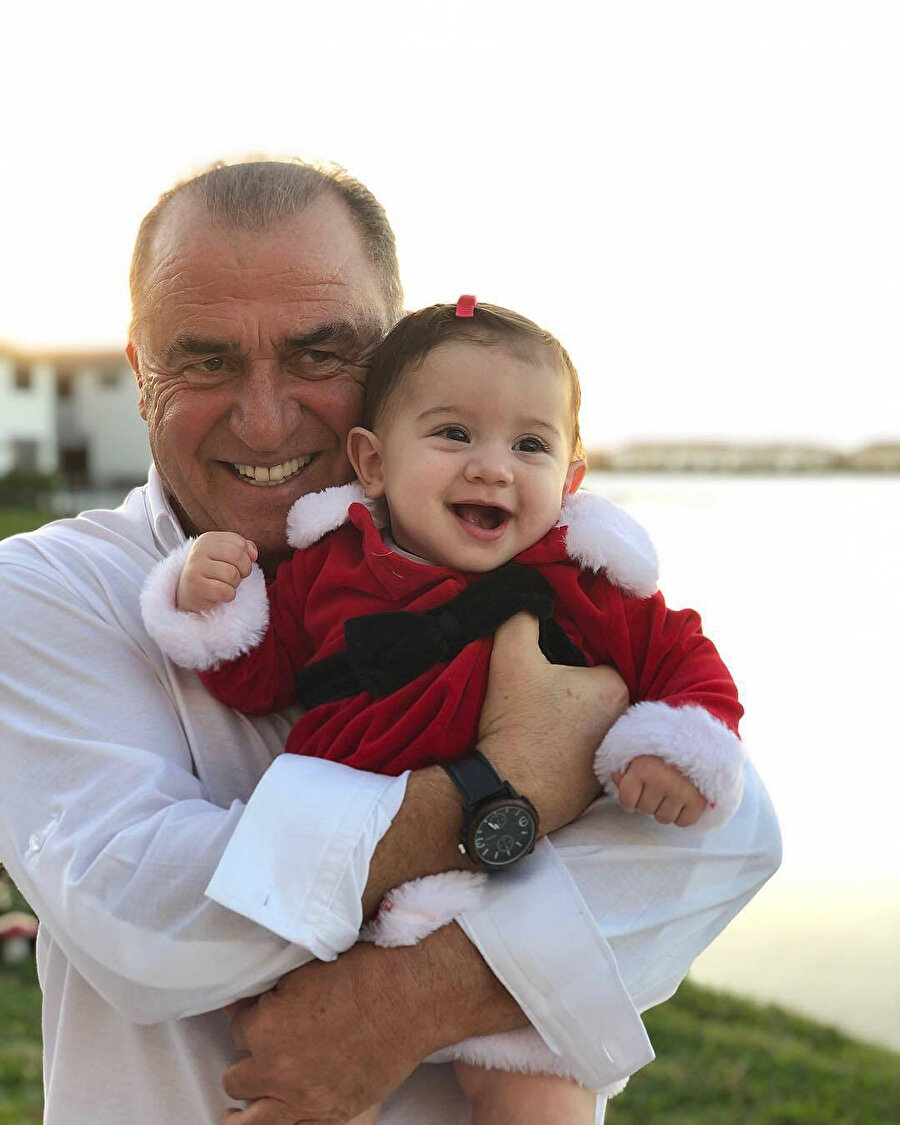 Fatih Terim ve Buse Terim'in küçük kızı Naz.