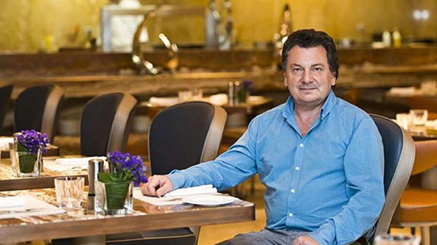Vedat Milor, Türkiye'nin en başarılı gurmeleri arasında değerlendiriliyor.