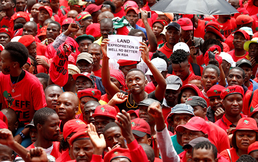 EFF Partisi'nin seçim toplantısından bir kare.