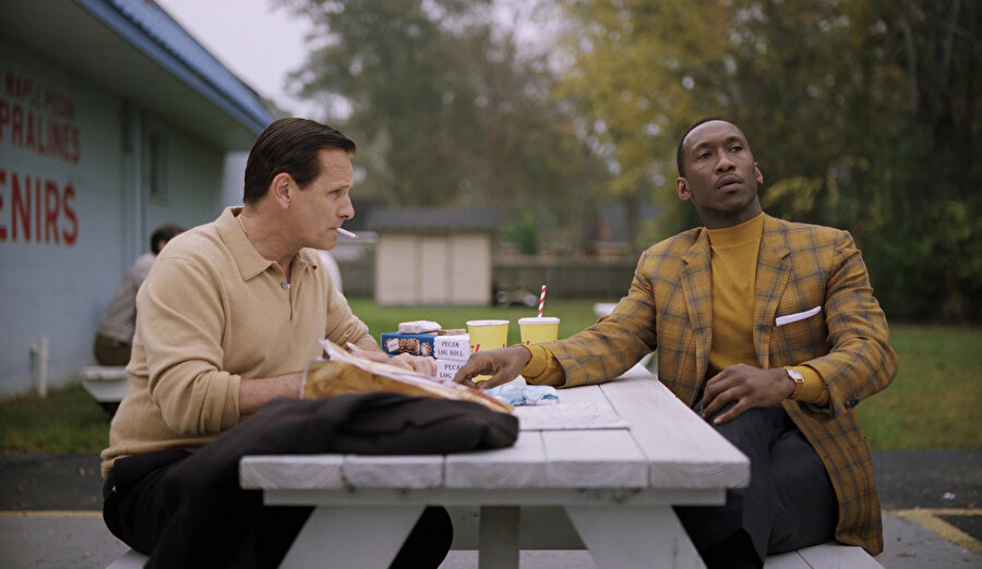 Green Book filminde Mahershala Ali'ye başrolde, Viggo Mortensen eşlik ediyor.