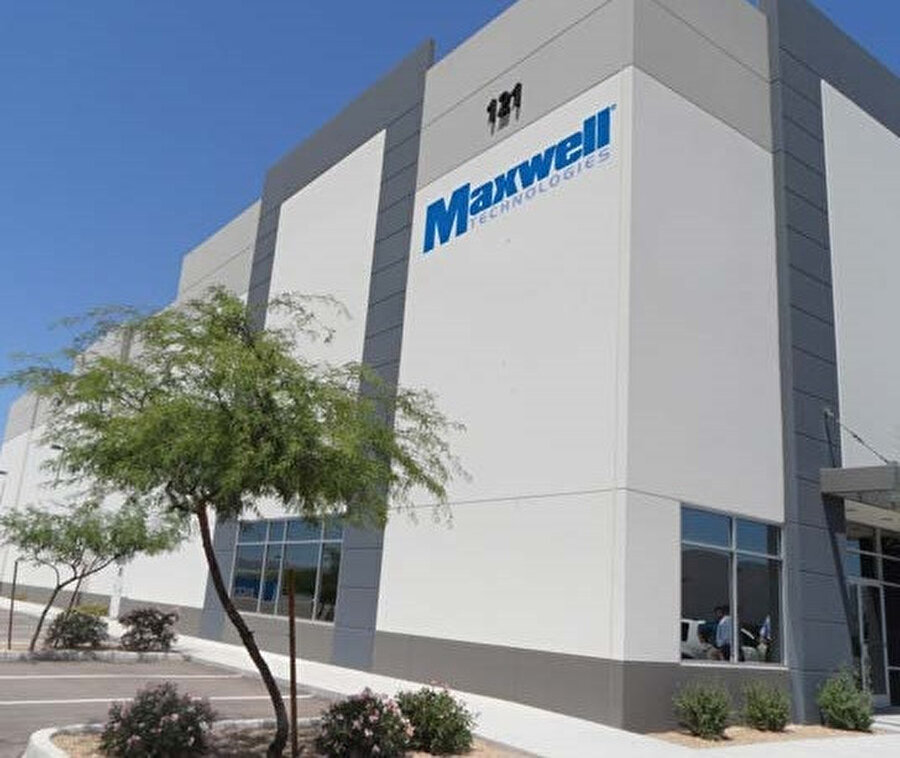 Maxwell Technologies, Tesla bünyesinde çalışmaya başladı.