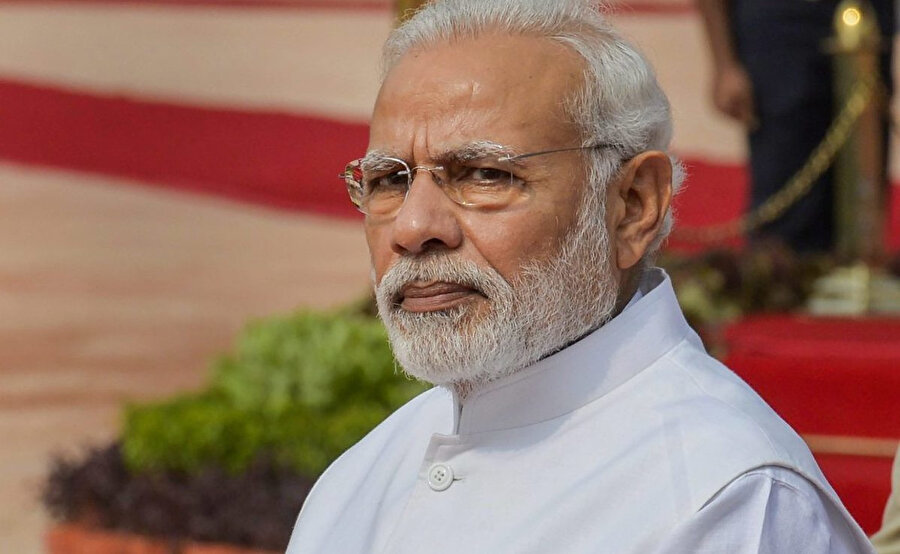 Hindistan Başbakanı Narendra Modi, saldırıdan Pakistan'ı sorumlu tutuyor.