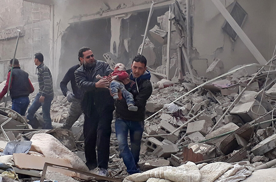Suriye'de Esed rejiminin yaptığı saldırıda 30 kişi hayatını kaybetmişti.