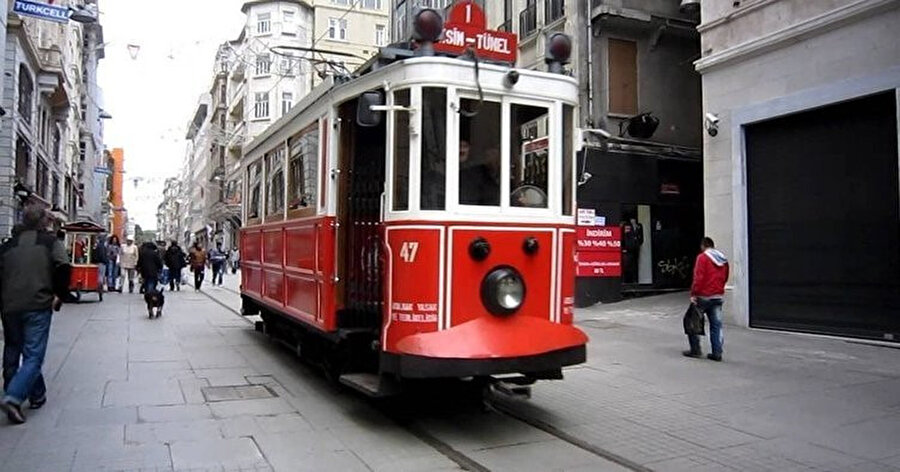 Nostaljik tramvay ilk seferine 1914'te çıkmıştı.