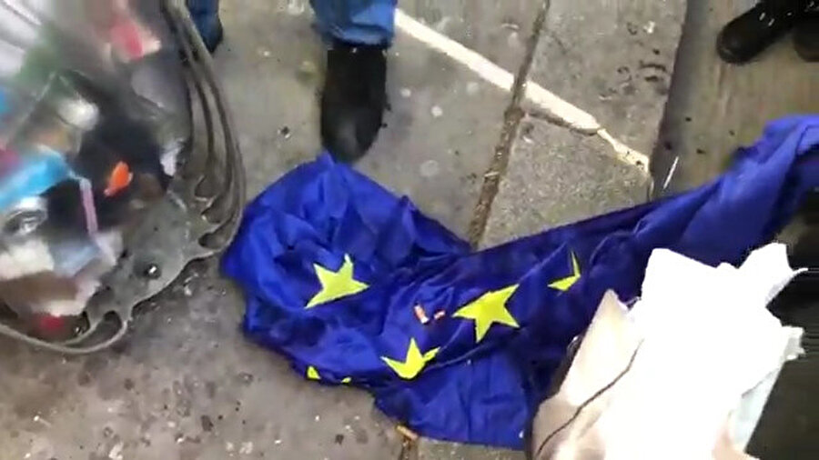 Göstericilerin bu hafta hedefinde Avrupa Birliği vardı.