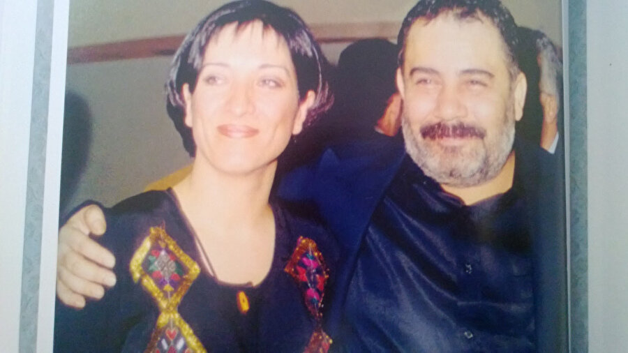 Ahmet Kaya ve eşi.