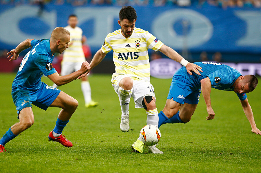 Fenerbahçe, Zenit karşısında 3-1 mağlup olarak son 32 turunda Avrupa Ligi'ne veda etti.