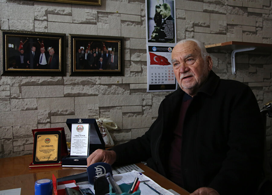Yener 51 yıldır muhtar olarak hizmet veriyor.