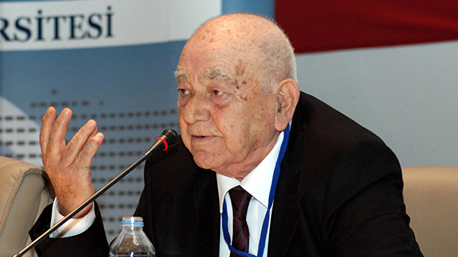 Son günlerini Amerika'da geçiren Karpat, Amerika'daki Türk Araştırmaları Cemiyeti'nin de kurucusuydu.