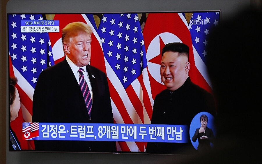 ABD Başkanı Donald Trump ile Kuzey Kore lideri Kim Jong Un yeniden bir araya geldi.