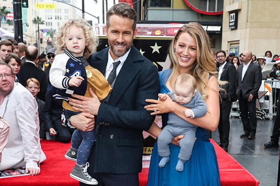 Ryan Reynolds, Blake Lively ve kızları.