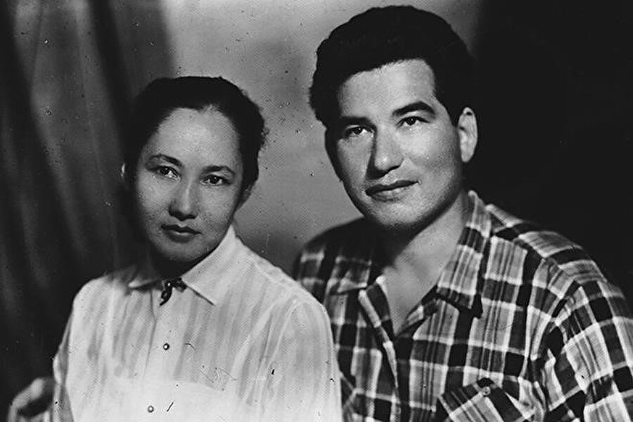 Yıllarca aralarında gizli bir aşk yaşandığı dedikoduları yayılan Kırgız balerin Bübüsara Beyşanaliyeva ve Cengiz Aytmatov.
