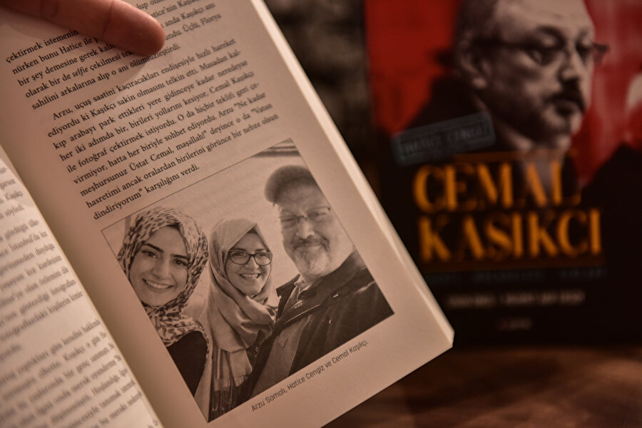 Cemal Kaşıkçı isimli kitap basına tanıtılmıştı.