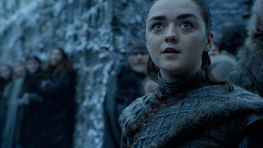 Game of Thrones'un yeni sezon tanıtım videosuna Arya Stark'ın bakışları damga vurdu.