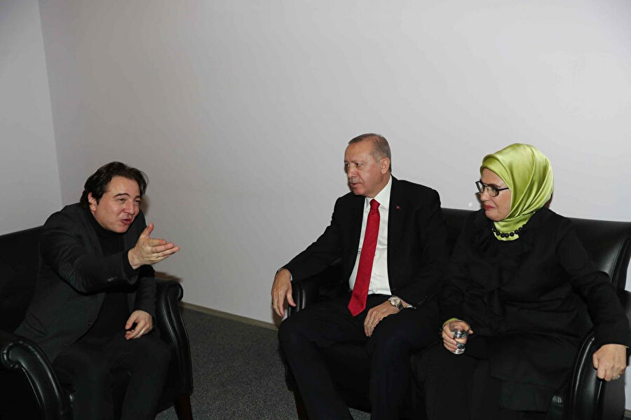 Cumhurbaşkanı Recep Tayyip Erdoğan, Emine Erdoğan ve Fazıl Say konser sonrası sohbet etmişti. 