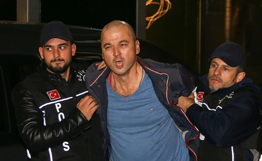 Murat Özdemir papağana yaptığı işkence sonrası gözaltına alınmıştı. 
