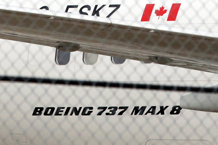 Kanada Havayollarına ait Boeing 737 MAX 8