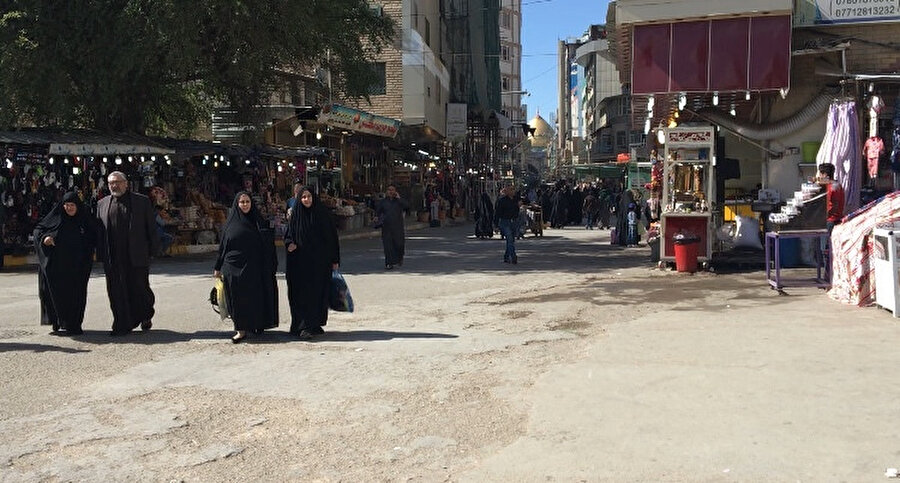 Kerbala sokaklarından bir kare.