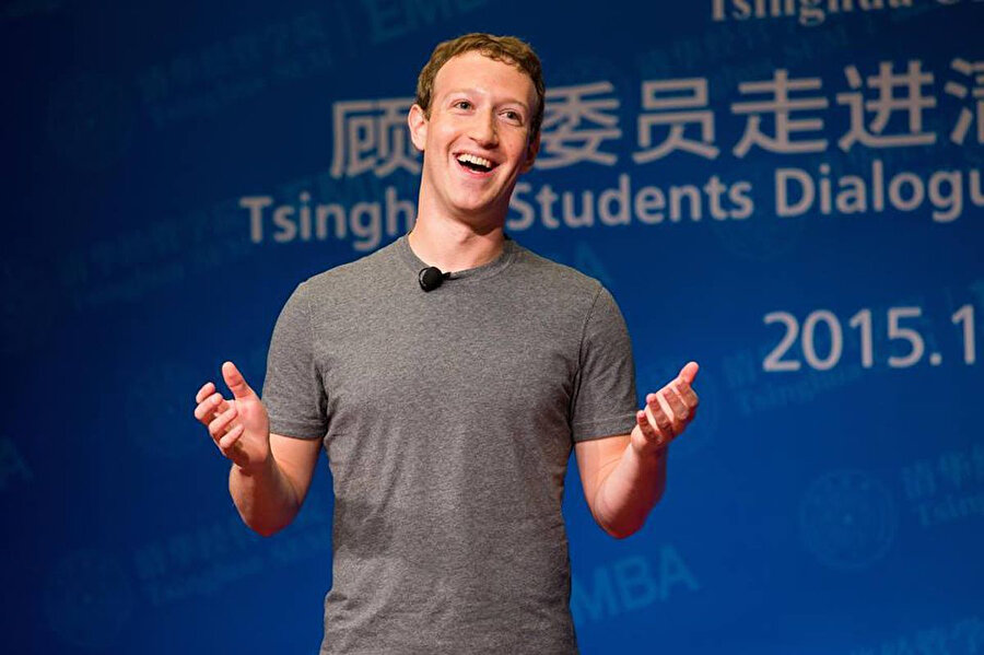 Mark Zuckerberg, tüm platformlarını tek çatı altında toplamayı hedefliyor. 