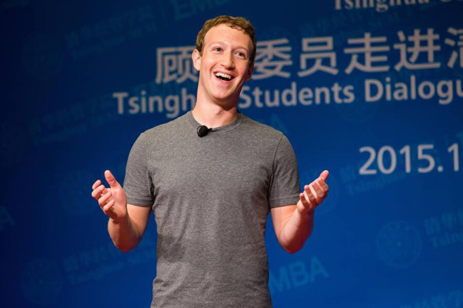 Mark Zuckerberg, tüm platformlarını tek çatı altında toplamayı hedefliyor.