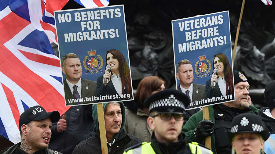 İngiltere'de mültecilere karşı olumsuz tutum yaygınlaşıyor.