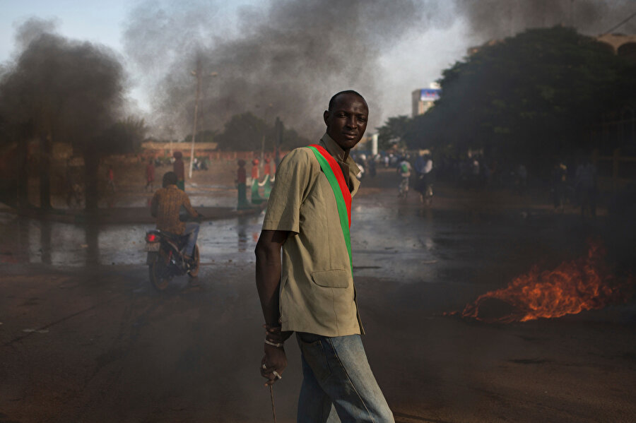 Burkina Faso, sık sık etnik çatışmalara ve şiddetli protestolara sahne oluyor.