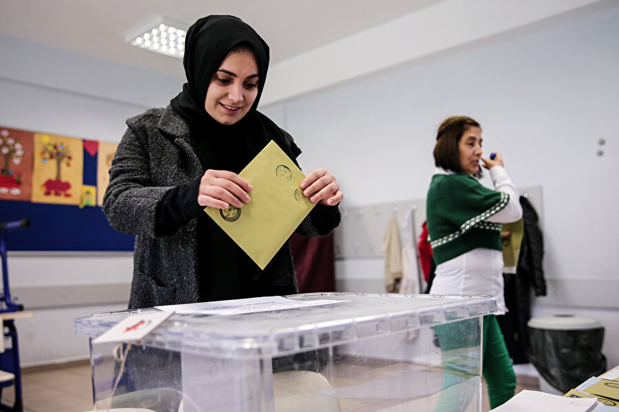 31 Mart seçimlerinin ardından bazı noktalarda seçimler iptal edildi.