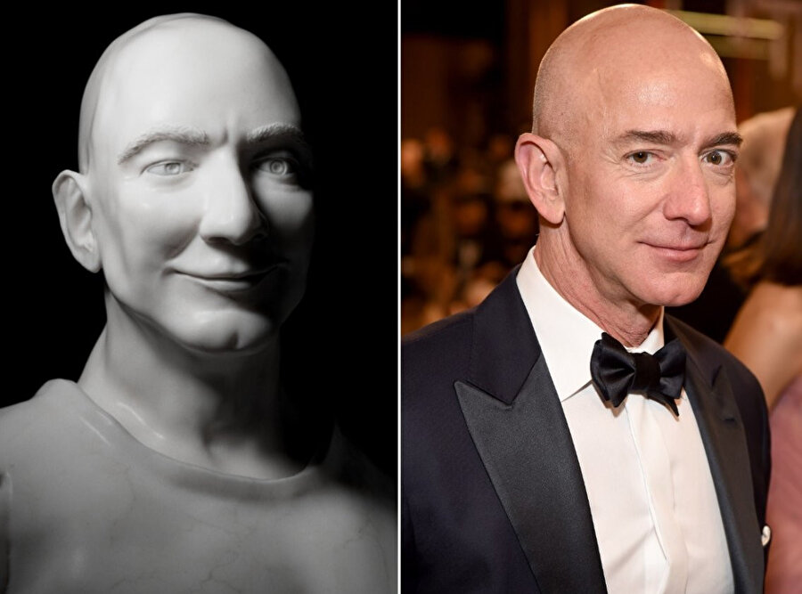 Bezos'un büstünün benzerliği de epey dikkat çekici. 