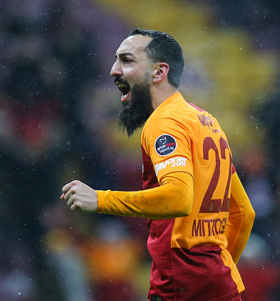 Galatasaray'da kiralık oynayan Mitroglou'nun ligde 1 golü bulunuyor.