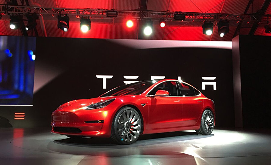 Tesla, dünyanın en prestijli şirketlerinden biri konumunda. Sızıntılar, şirketin güvenilirliğini de zedeleyip prestij kaybı doğuruyor. 