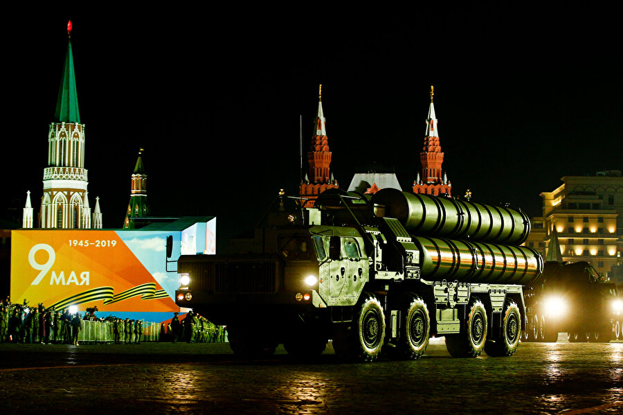 Rusya'da görülen bir S-400 