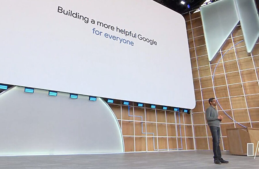 Google CEO'su Sundar Picai ise 'Herkes için daha faydalı bir Google oluşturmak' cümlesi üzerinde durdu. 
