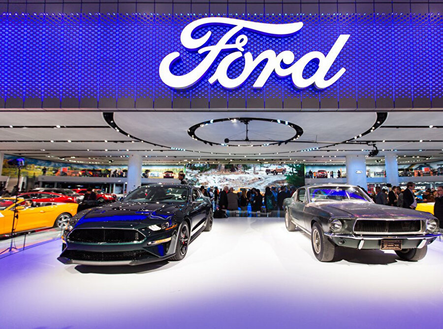 Ford, yeni yatırımlarında 'nostaljik araçların' yeniden yapılandırılıp sürece dahil edilmesine de özen gösteriyor. 