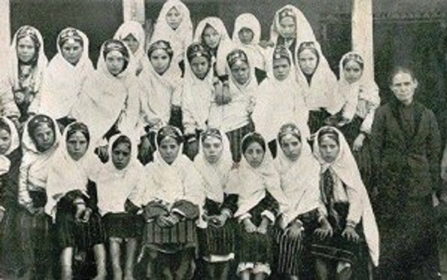 Korova Çepineli Pomak kızlar, 1900'ler.