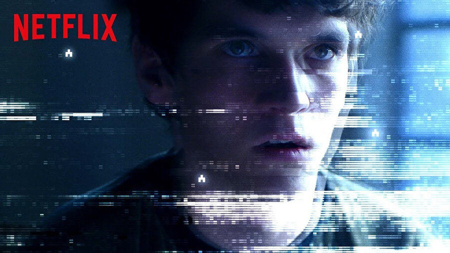 Netflix'in ilk interaktif dizisi Bandersnatch.
