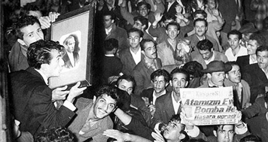 6 Eylül 1955’te provokasyonlarla binlerce vatandaş sokağa döküldü.